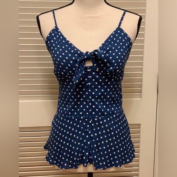 {SOLD} NWT Jessica Simpson Blue & White Polka Dot Ruffle Cami Tank- Size Small - Picture 2 of 5